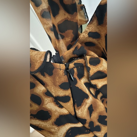 Boutique Leopard Print Gown - Picture 5 of 6
